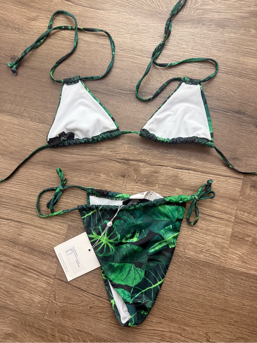 Missguided Leaf Print String Bikini Set - Picture 8 of 8